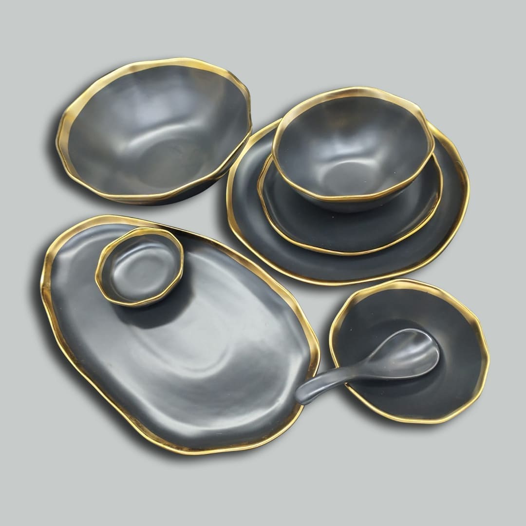 Dinner Set (Black with Golden Border Wavy Plain)